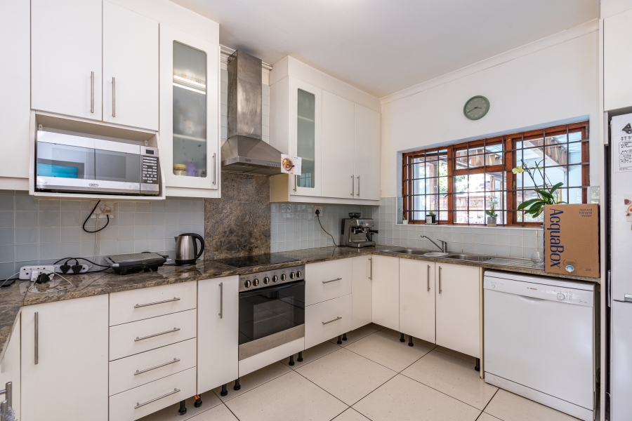 3 Bedroom Property for Sale in Pinelands Western Cape